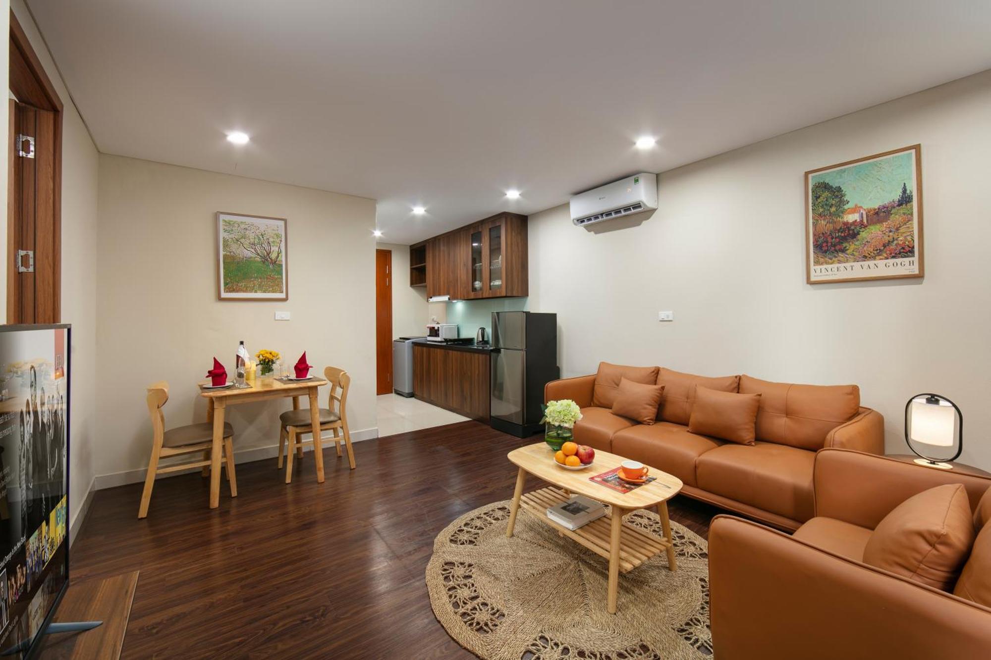 Hb Serviced Apartment - Lac Long Quan Hanoi Eksteriør billede